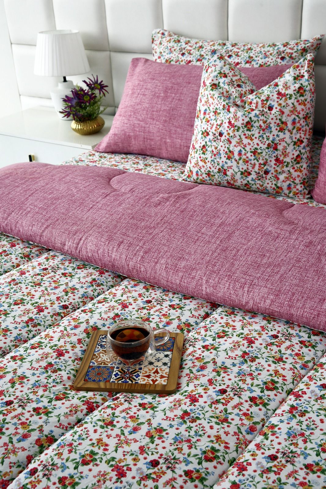 8 PCs Winter Razai Set-Azalea - Image 7