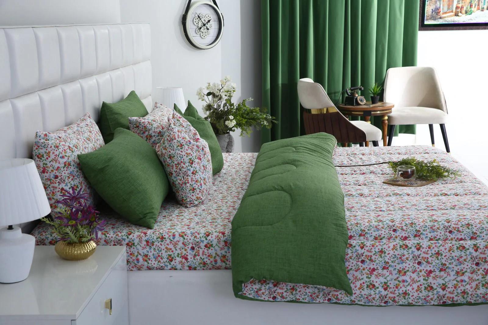 8 PCs Winter Razai Set-Green Hellebore - Image 7